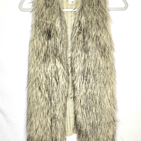 Hippie Rose Faux Fur Vest in Cream and Brown - Picture 1 of 2